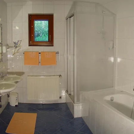 公寓式酒店 斯滕文德公寓旅馆 巴德小基希海姆