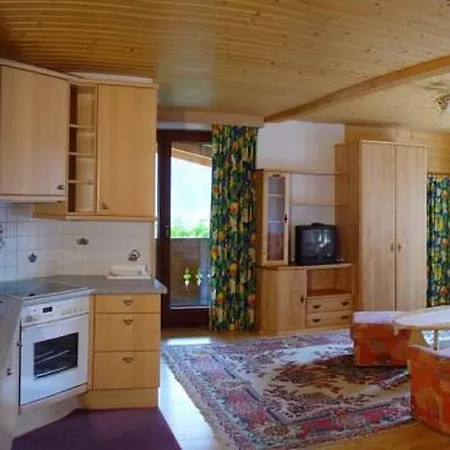 斯滕文德公寓旅馆 巴德小基希海姆